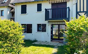 Ravissant Cottage avec jardin, refait à neuf, 2 à 5 pers
